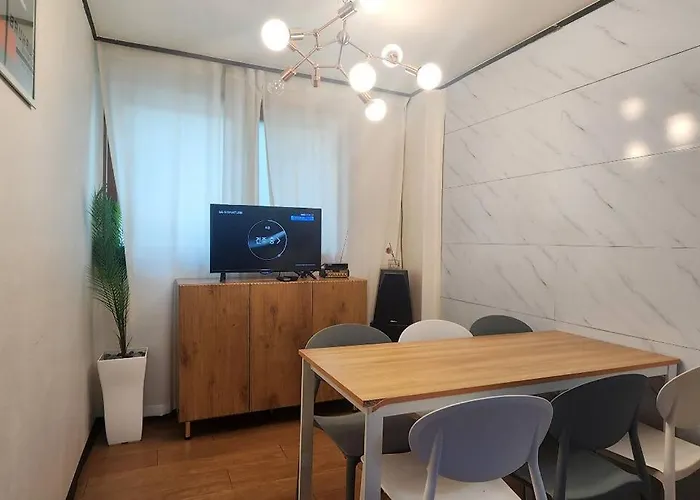 K-10 홍대 연드럴파크, 6번출구에서 8분거리,2룸개조 공간 K10 Appartement